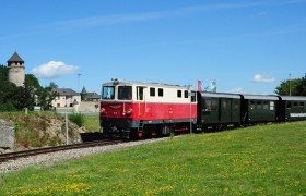 Die Waldviertelbahn und Schlos Litschau, © NB/knipserl.at